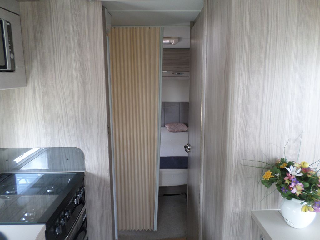 ELDDIS AVANTE -550 12