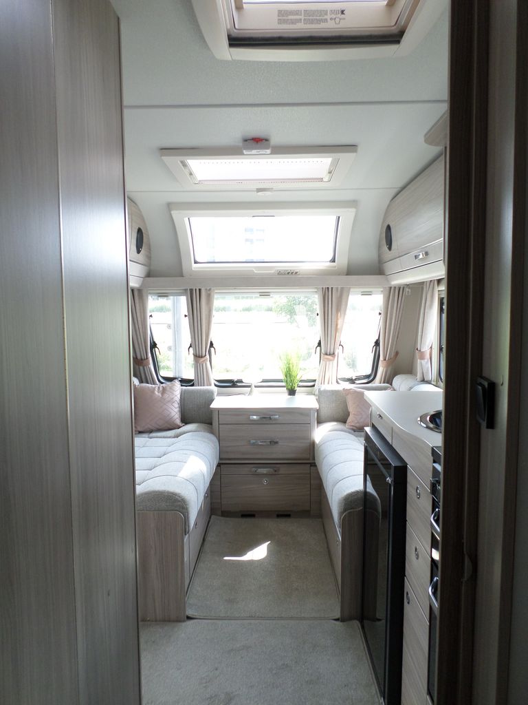 ELDDIS AVANTE -550 19