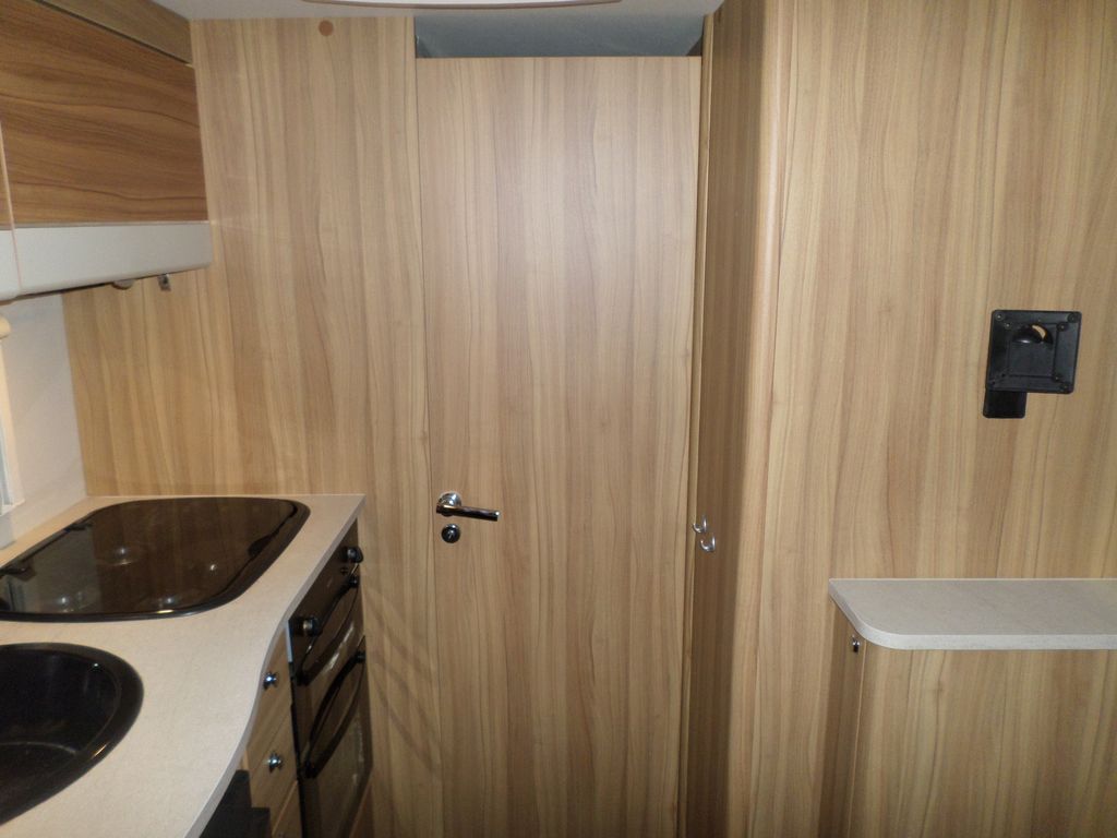 ELDDIS-AVANTE 550 07